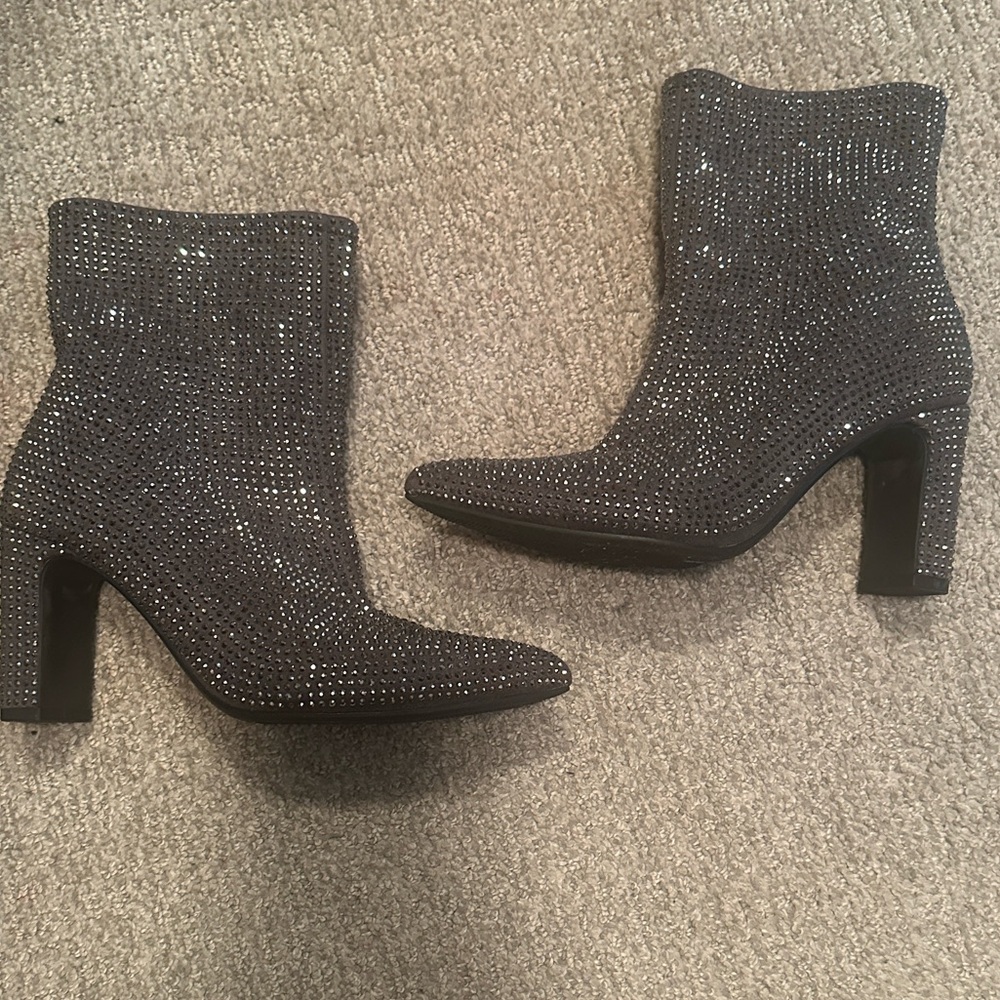 a new day Glittering Gray Heeled Boots